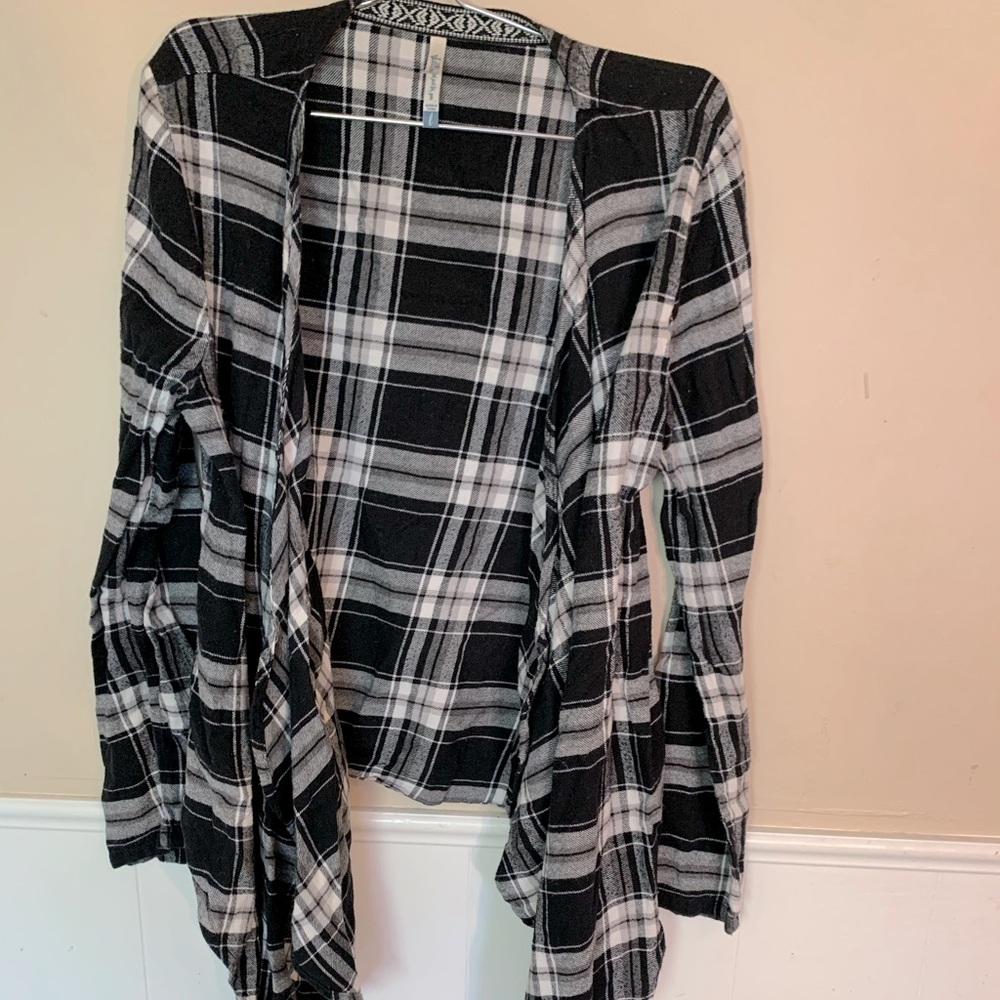 Plaid cardigan size L